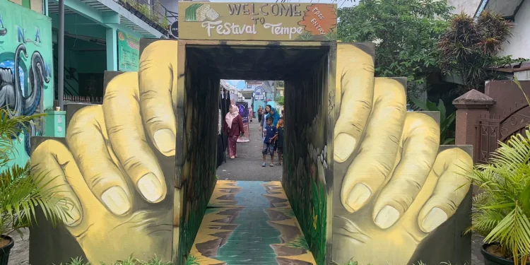 Festival Tempe Kampung Sanan