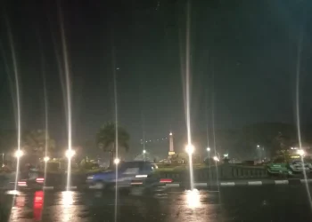 Suasana di Alun alun Tugu Kota Malang.