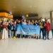 Suasana keberangkatan 21 orang penerima reward Pegadaian Goes to Singapore - Malaysia.