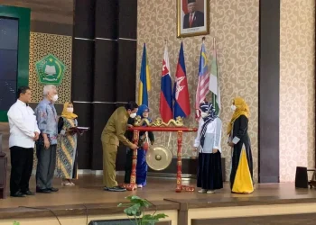 Peresmian pengoperasionalan Lembaga Pemerika Halal (LPH) UIN Malang.