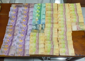 Barang bukti berupa uang sejumlah Rp 579 ribu.