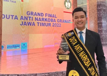 Al Habib Ramadhani, mahasiswa Program Studi (Prodi) Pendididkan Guru Madrasah Ibtidaiyah Fakultas Agama Islam (PGMI FAI) Universitas Islam Malang (Unisma) terpilih sebagai juara 1 Duta Anti Narkoba Granat Jawa Timur 2022.