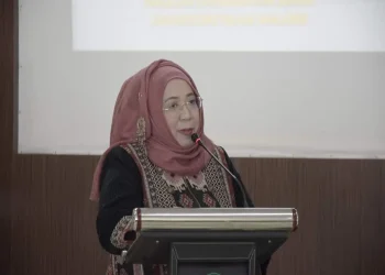 Dekan FEB UNISMA, Nur Diana SE MS.