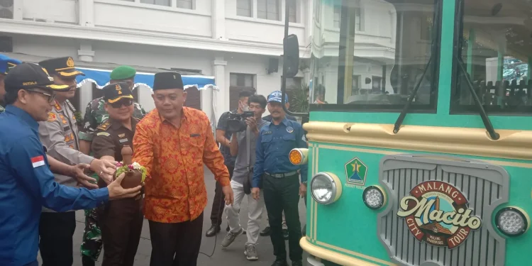 Bus Macito baru yang diluncurkan Pemkot Malang di penghujung 2022.