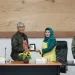 Kepala Biro Administrasi Akademik, Kemahasiswaan dan kerjasama (Karo A2KK) UIN Sunan Gunung Djati Bandung, Drs H Khoirudin MM bersama Wakil Rektor (WR) I Bidang Akademik UIN Malang, Prof Dr Umi Sumbulah MAg.