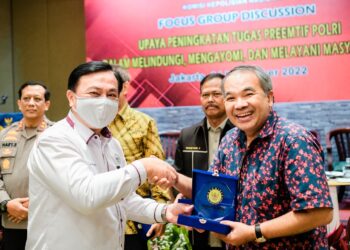 Dr Aqua Dwipayana saat menjadi pembicara di acara yang diselenggarakan Komisi Kepolisian Nasional (Kompolnas) pada Kamis, 24 November 2022 di Hotel Sultan Jalan Gatot Subroto, Jakarta.