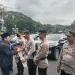 Serah terima secara simbolis mobil dinas dari Pemkot Malang.