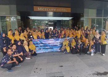 Tingkatkan Kompetensi Keahlian, SMKN 1 Turen Kunjungan Industri ke Bandung