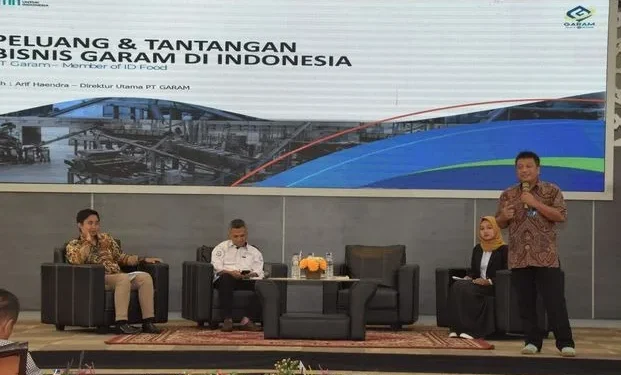 FEB Unisma kupas ekonomi maritim