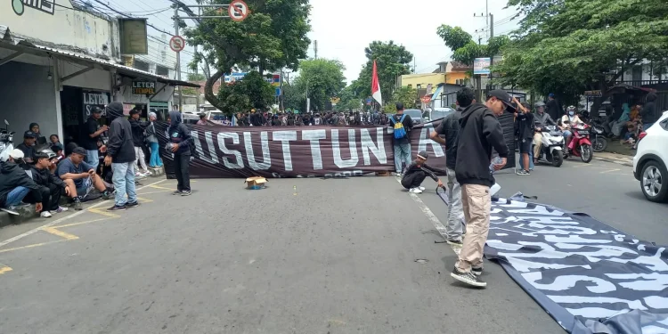 Aksi Damai Aremania