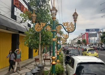 Pedisterian di Kayutangan heritage