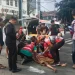 Terobos Lampu merah, tabrak sepeda motor