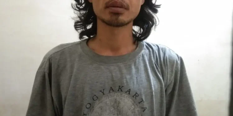 Pelaku pencuri motor