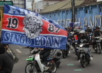 Aksi Arek Malang - Parade Foto Aksi Arek Malang: Usut Tuntas Tragedi Kanjuruhan