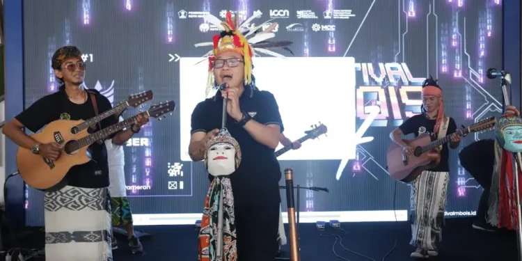 Wali Kota Malang, Sutiaji, saat ikut tampil bersama musisi asli Malang itu.
