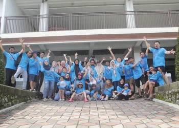 Keluarga besar Tugu Media Group tampak seru dalam acara Family Gathering pada Sabtu-Minggu (17-18/12/2022).