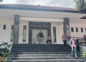 Suasana Ballroom Sanika Satyawada Polresta Malang Kota yang digunakan ruang pemeriksaan pelapor oleh Propam Polri pada 20 Desember 2022.