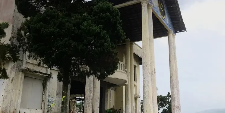 Bangunan Wisma Erni yang dikenal angker di Kecamatan Lawang, Kabupaten Malang
