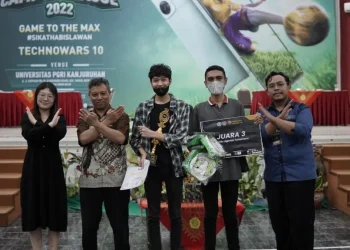 Peraih juara kompetisi Technowars 10 Unikama