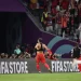 Hwang Hee Chan berselebrasi dengan mencopot jerseynya berlari ke arah supporter Korea Selatan pasca golnya ke gawang Portugal.