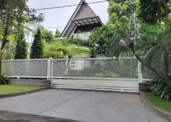 Rumah Hantu Rinjani di Kota Malang yang kini sudah direnovasi menjadi rumah megah (6/01/23).
