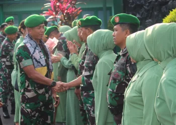 Danrem 083 Baladhika Jaya Kunjungan Kerja di Kodim 0833, Kota Malang.