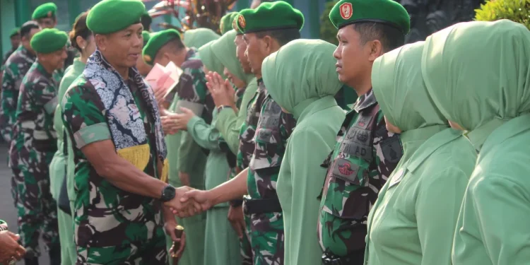 Danrem 083 Baladhika Jaya Kunjungan Kerja di Kodim 0833, Kota Malang.