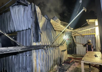 kebakaran pasar besar batu penampungan