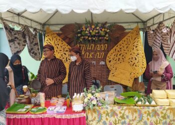 Berbagai macam kreasi murid SMPIT Insan Permata Malang yang mengenalkan berbagai kearifan lokal budaya nusantara. Mulai dari budaya Jawa, Sulawesi, Sumatera hingga Papua.
