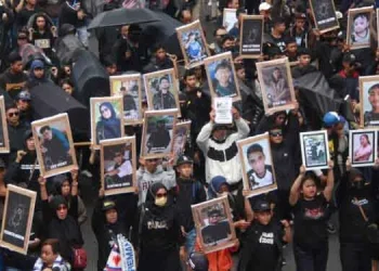 Aremania tuntut keadilan pada tragedi kanjuruhan