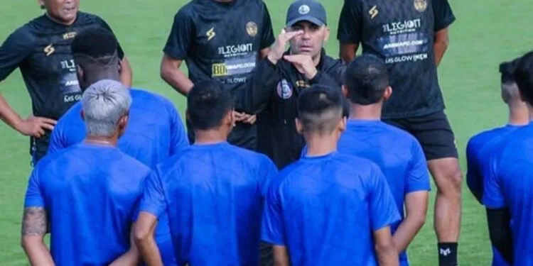 arema fc kesulitan homebase di liga 1