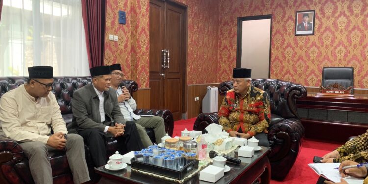 Audiensi calon pengurus ICMI Kabupaten Malang dengan Bupati Malang, Sanusi.