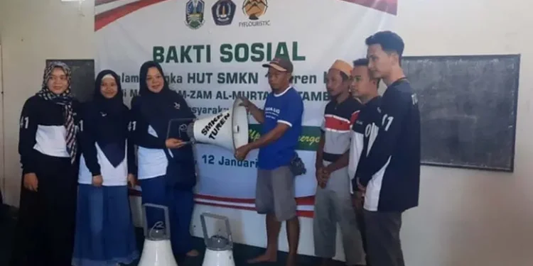 Baksos SMKN 1 TUren Malang