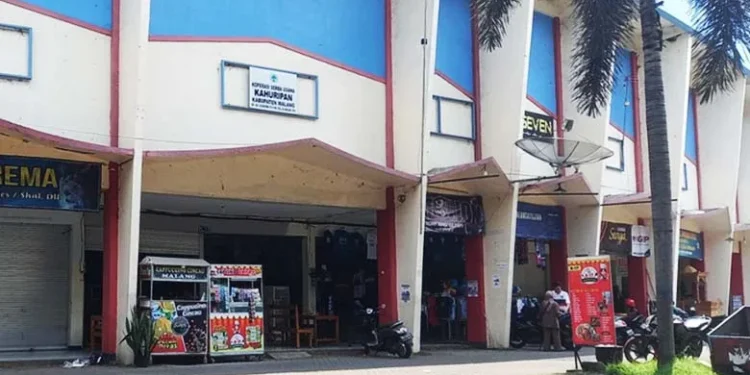 Jumat Curhat di Stadion Kanjuruhan. Pedagang sepi