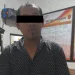 Tersangka pencurian spesialis toko bangunan, IS (42) usai diamankan di Polsek Pakisaji.