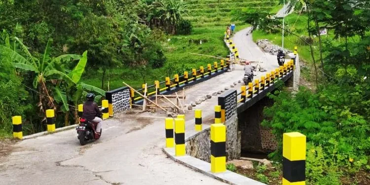 jalan tembus