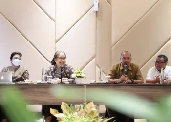Jajaran Kemendag bersama Diskopindag Kota Malang.