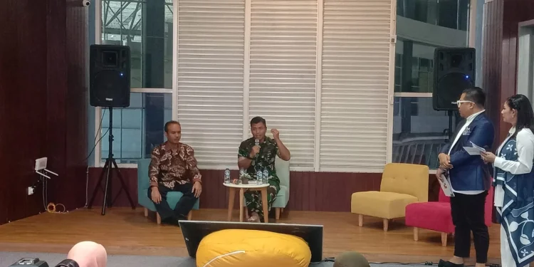 Danrem 083/Baladhika Jaya, Klonel Inf Moh Imam Gogor AA dalam diskusi Sinergitas Pentahelix dalam Mendukung UMKM Agroindustri Pasca Bencana.