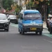 Arus lalu lintas di kawasan Kayutangan Heritage, Jalan Jenderal Basuki Rachmat, Kota Malang.