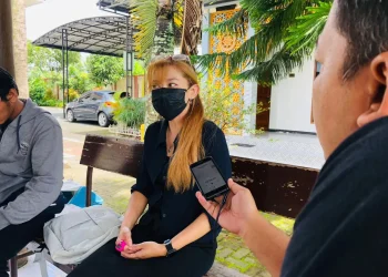 Dian Patria, terdakwa kasus pencemaran nama baik setelah menagih utang melalui Facebook.