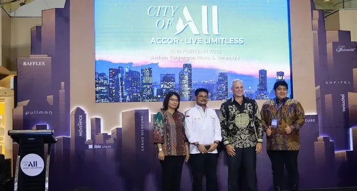 Kiri-kanan: Head of Credit Card, Merchant & Personal Financing Business CIMB Niaga, Trisna L. M. Siahaan, Menteri Pertanian, Syahrul Yasin Limpo, CEO Accor Southeast Asia, Japan and South Korea, Garth Simmons, and Senior Vice President Operations & Government Relations, Accor Indonesia&Malaysia, Adi Satria.