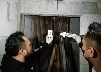 gantung diri
