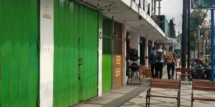Lahan parkir di Kayutangan Heritage