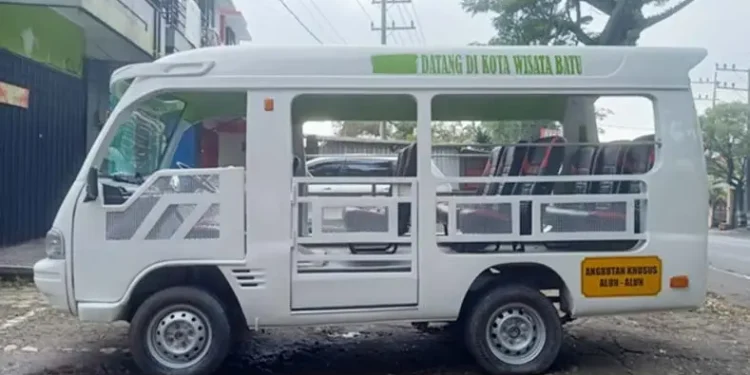 Mobil Wisata