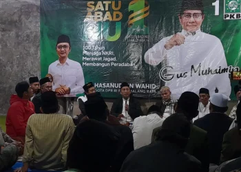 Kegiatan pengajian dan doa bersama dalam memperingati 1 Abad NU di Kota Malang.