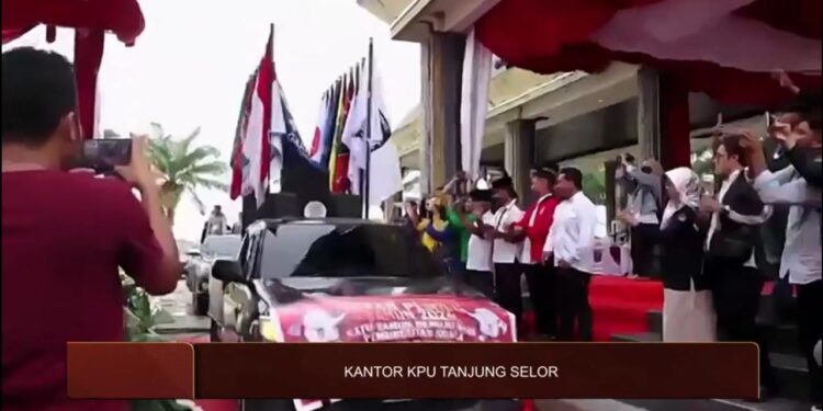 Peluncuran kirab bendera dari Kantor KPU Tanjung Selor, Kalimantan Utara.