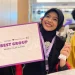 Charirotut Tohiroh (tengah) bersama tim usai menerima Best Group IYS 2023.