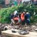 mayat pria tersangkut keramba ikan di sungai kasin
