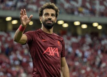 Mohamed Salah menjadi salah satu pemain muslim top dunia yang dikenal taat. Bahkan, dia tetap menunaikan ibadah puasa meski dirinya dihadapkan dengan partai penting.