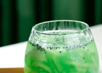 Olahan biji selasih untuk berbagai minuman segar.